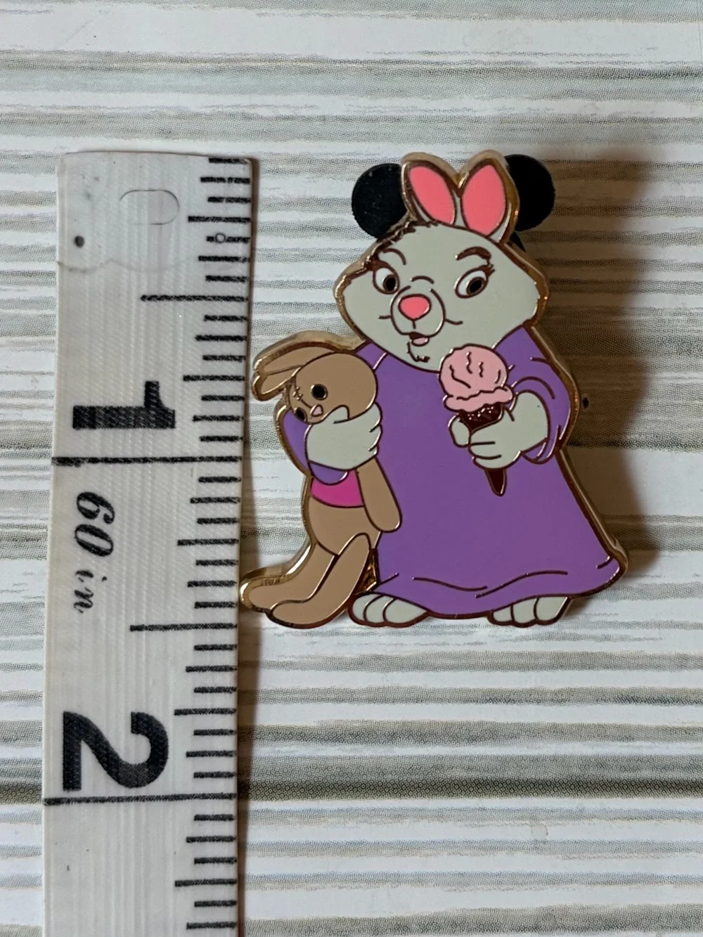 RARE🏹Disney Robin Hood Tagalong Enamel Pin